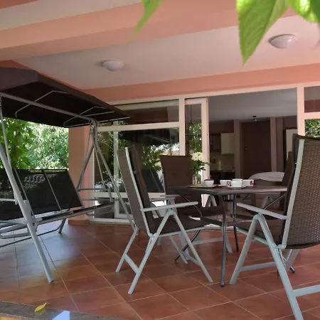 Holiday Cvita Dom wakacyjny Sukošan