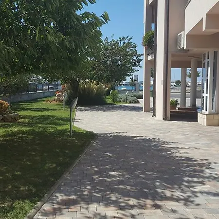 Dom wakacyjny Holiday Cvita Sukošan